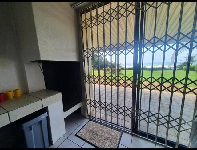 3 BEDROOM APARTMENT FOR SALE IN MANABA BEACH
